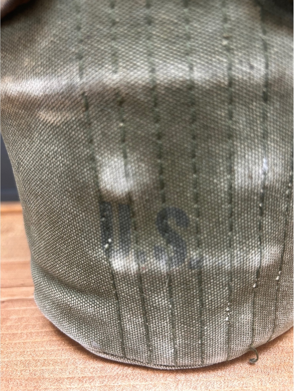 Vintage 1958 U.S. Military Canvas Army Canteen with Cover & Metal Clips - Picture 4 of 10
